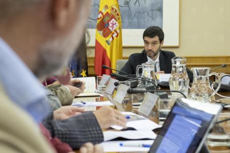 Pablo Bustinduy durante la reunión