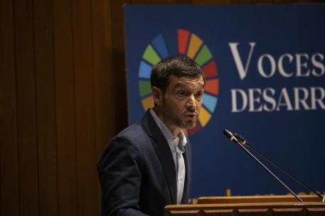 Bustinduy durante un acto