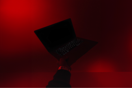 Advertencia webs prostitución