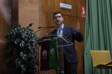 Bustinduy durante el acto