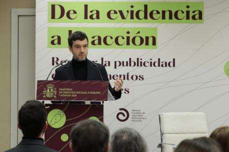 Bustinduy durante un acto