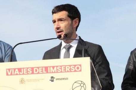 Bustinduy durante un acto
