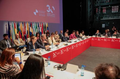 Pablo Bustinduy durante la reunión