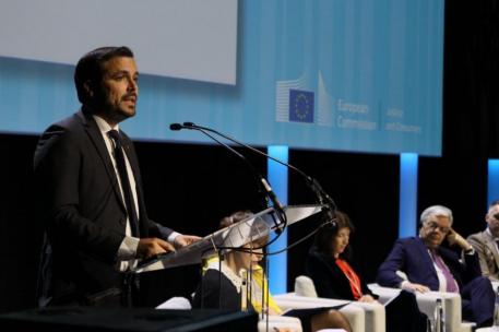 alberto garzón
