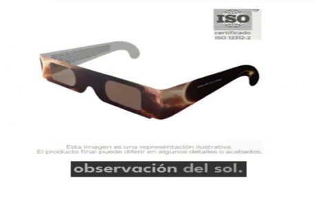 Para observar el eclipse de agosto con seguridad es imprescindible utilizar gafas específicas homologadas.